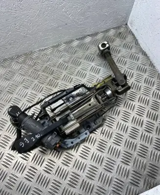 Steering wheel axle