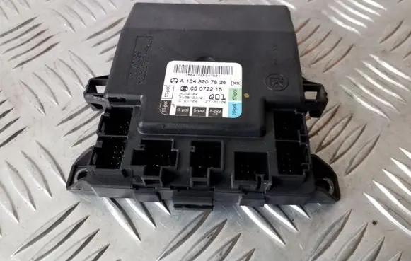 Mercedes-Benz R W251 Door control unit/module A1648207826
