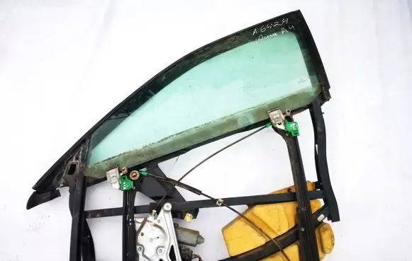 Audi A4 S4 B5 8D Front door window/glass frame 