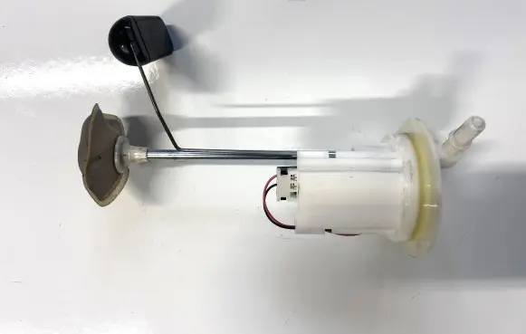 Subaru Impreza IV Fuel level sensor 42081FJ000