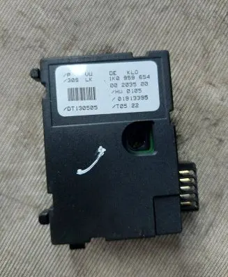 Volkswagen Touran I Steering angle sensor 1k0959654