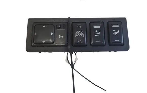 Nissan Murano Z50 Central console control unit 