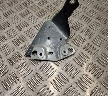 Volkswagen Tiguan Allspace Fender mounting bracket 5NA821141B