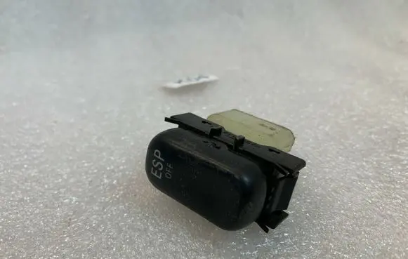 Mercedes-Benz ML W163 ESP (stability program) switch A1638202710