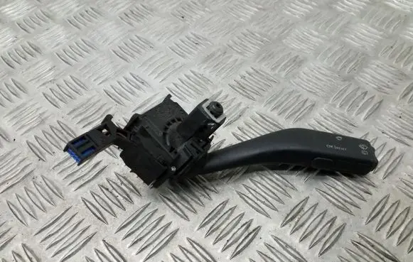 Volkswagen Golf V Wiper control stalk 1K0953519A
