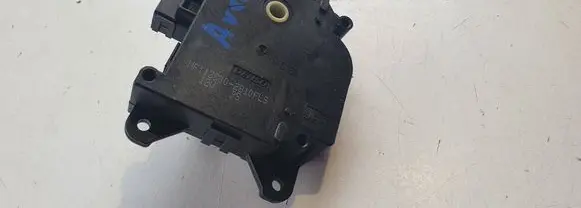Toyota Avensis T270 A/C air flow flap actuator/motor 