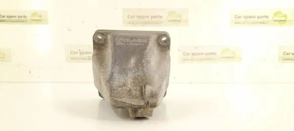 Mercedes-Benz S W221 Engine mounting bracket 2722230704 A2722230704