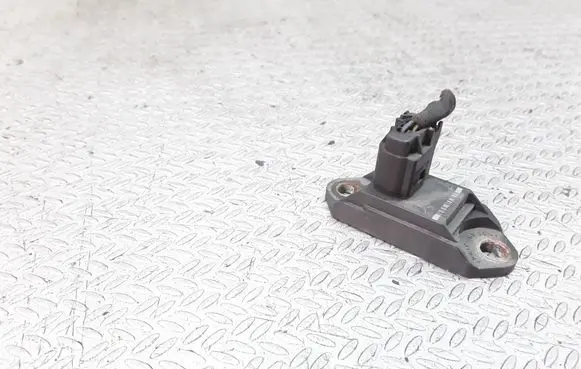 Mercedes-Benz S W220 Airbag deployment crash/impact sensor 0025426918