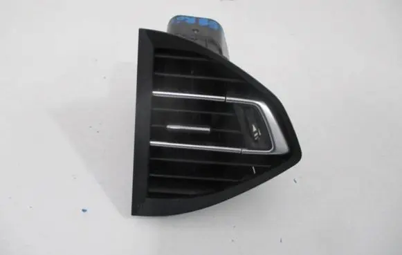 Peugeot 308 Dash center air vent grill 96782700 1304148X