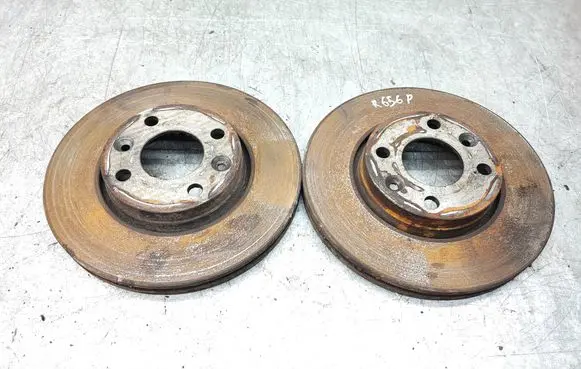 Dacia Sandero II Front brake disc