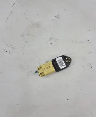 Toyota Avensis T250 Airbag deployment crash/impact sensor 8983305020 1116250797