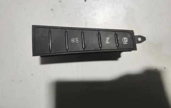 Volkswagen PASSAT B7 A set of switches 3AB927238L 1144075