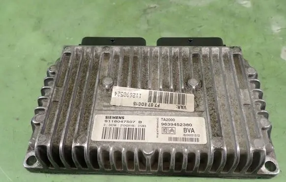 Citroen C5 Engine control unit/module ECU