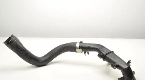 Opel Insignia A Intercooler hose/pipe 2400140