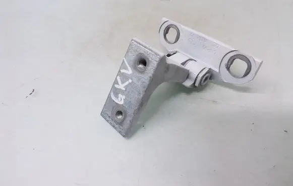 Rear door upper hinge