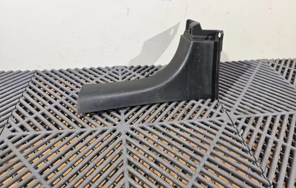 Lexus RX 330 - 350 - 400H Rear sill trim cover 6475348020
