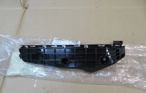 Toyota Land Cruiser (J150) Fender mounting bracket A5211560200