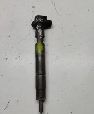 Mercedes-Benz E W212 Fuel injector A6510704987 28342997 LNRMGSS1E