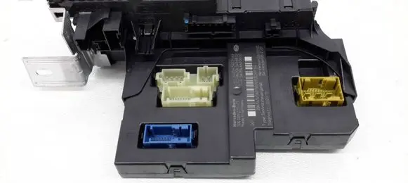 Mercedes-Benz GLK (X204) Fuse module A2045452069