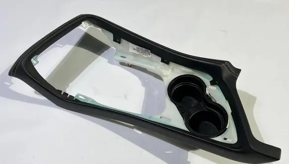 Dodge Challenger Center console decorative trim 5LE51YSAAB