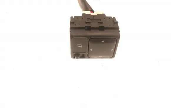 Nissan Navara Wing mirror switch 051006