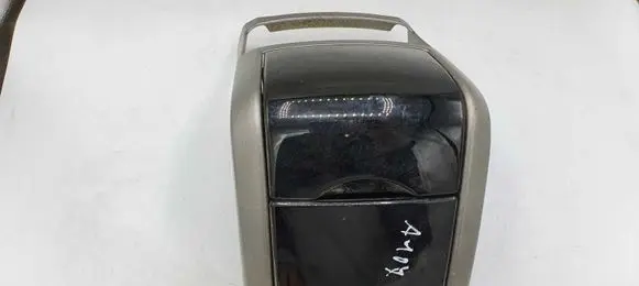 Cup holder front
