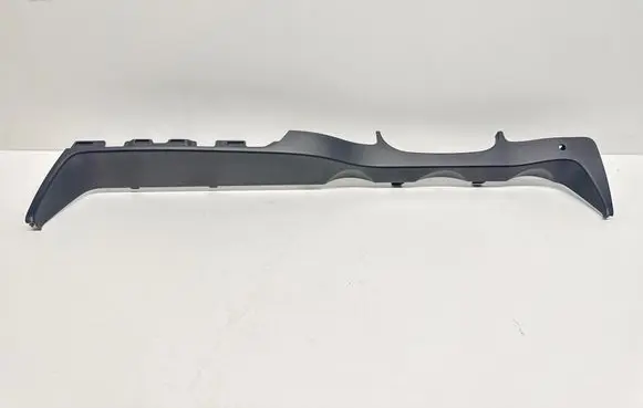 Mercedes-Benz C W204 Radio/GPS head unit trim A2046890839 9030800