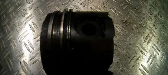 Peugeot Partner Piston 