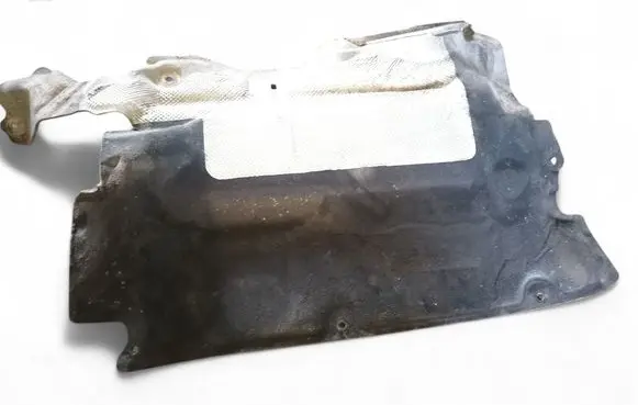 Volvo S80 Heat shield in engine bay 