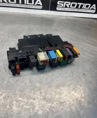 Mercedes-Benz S W220 Fuse module A0275454532 05045123