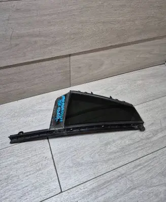BMW X3 G01 Rear vent window glass 5135179103