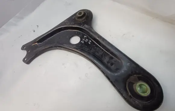 Citroen DS3 Front lower control arm/wishbone