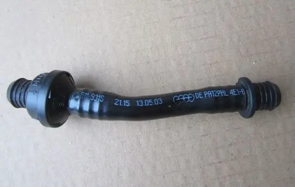 Audi A8 S8 D3 4E Brake booster pipe/hose 4E1611931S