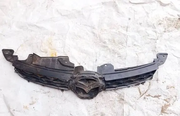 Mazda CX-7 Front grill EH6450717 K3006