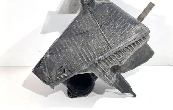 Renault Kangoo II Air filter box 8200788196