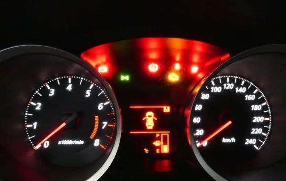 Mitsubishi Lancer VIII Speedometer (instrument cluster) MM0055-002 IMPRK954816