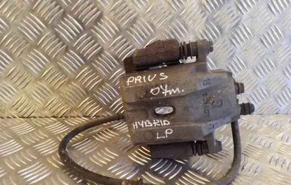 Toyota Prius (XW20) Front brake caliper