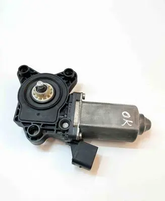 Mercedes-Benz SL R230 Vent window/glass motor A2208200442 2208200442