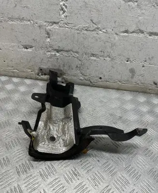 Jaguar XF X250 Other engine bay part 9X23017A18