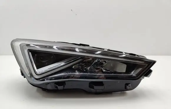 Seat Tarraco Headlight/headlamp 5FJ941008J