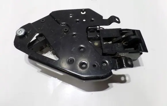 Cadillac Escalade Tailgate/trunk/boot lock/catch/latch 25886854