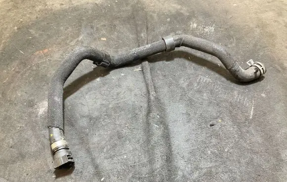 Audi A3 8Y Engine coolant pipe/hose