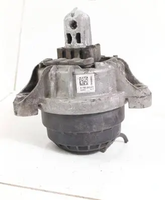 BMW 5 F10 F11 Engine mount bracket 6780263