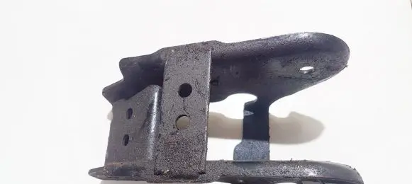 Chevrolet Lacetti Engine mounting bracket