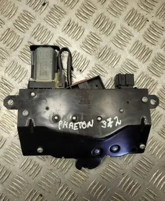 Volkswagen Phaeton Tailgate/trunk/boot lock/catch/latch 0390201966