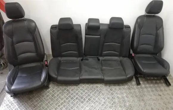 Mazda 3 II Interior set 