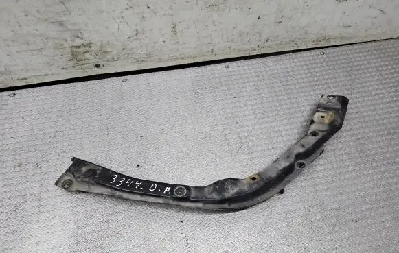 Nissan Murano Z50 Headlight/headlamp mounting bracket