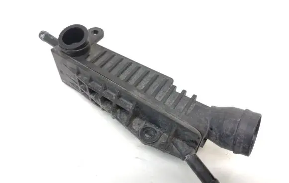 Volkswagen Cross Polo Breather valve 036121188B