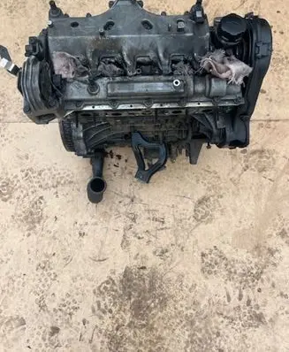 Volvo V70 Engine 9642831 6323