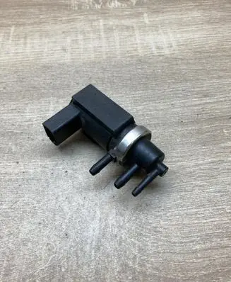 Audi A6 S6 C5 4B Turbo solenoid valve 059906627B 72290322